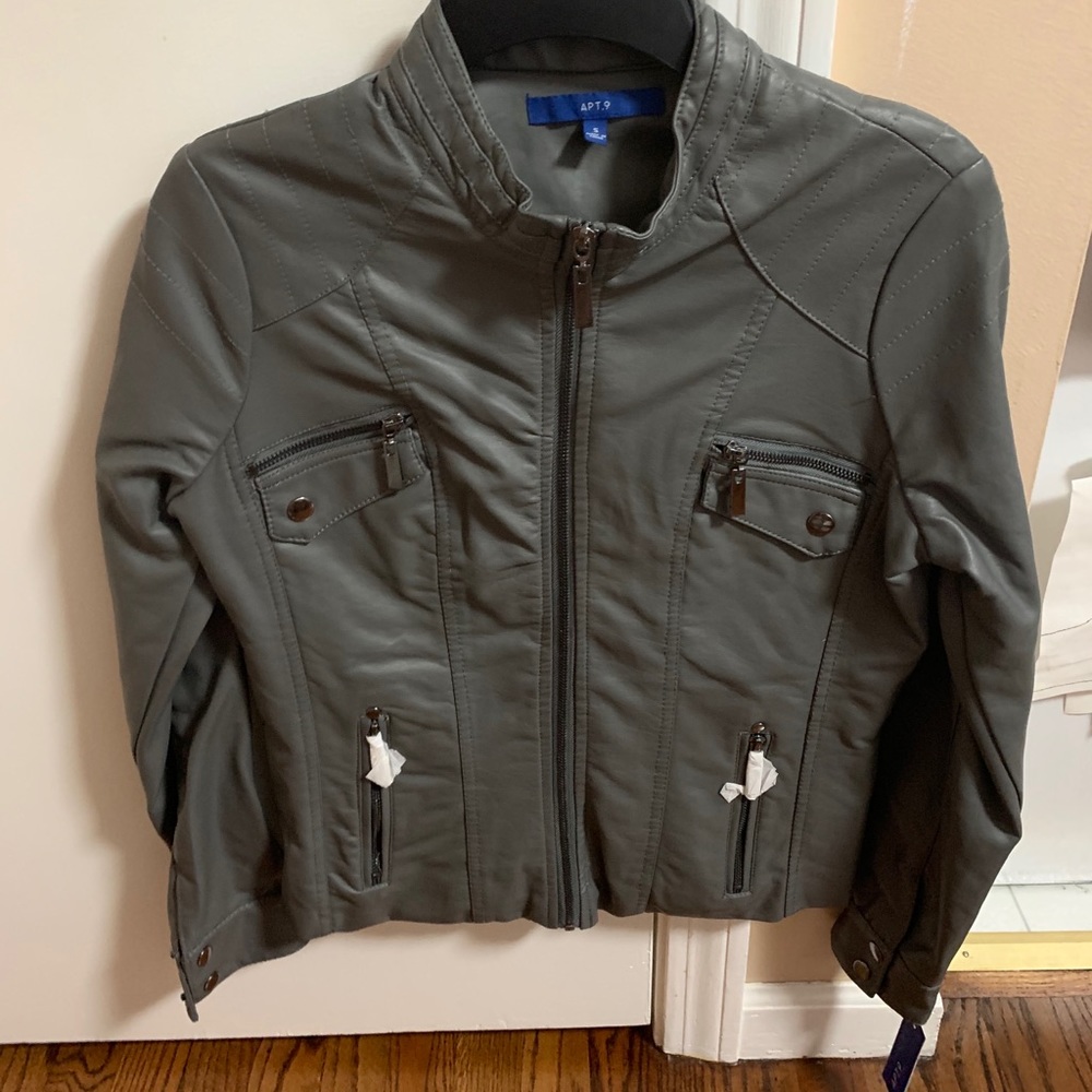 Woman’s Apt 9 Faux Leather Jacket NWT